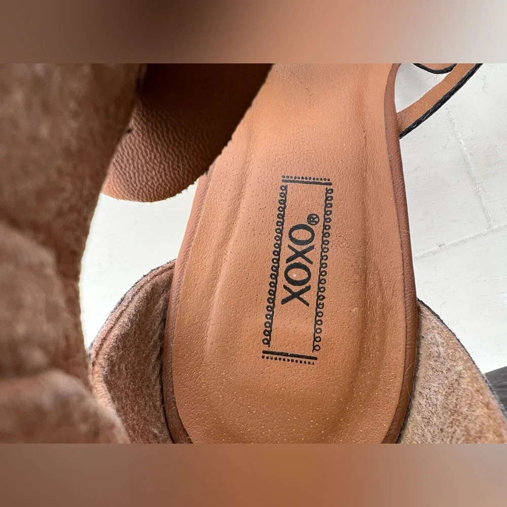 XOXO Zip Back Wedge Sandals